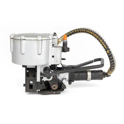kopen Een knop 4,2 m/min Stalen banden gereedschap 32 mm Band Pneumatische Stalen banden machine online manufacture